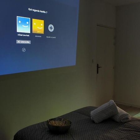 Appartement Studio Vidéoprojecteur&Popcorn - Proche Victoire à Bordeaux Extérieur photo