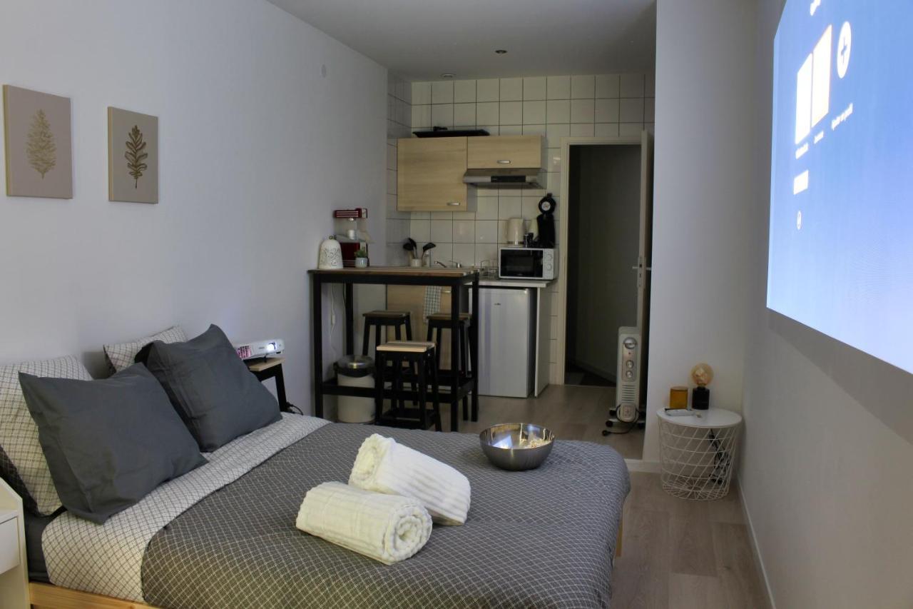 Appartement Studio Vidéoprojecteur&Popcorn - Proche Victoire à Bordeaux Extérieur photo