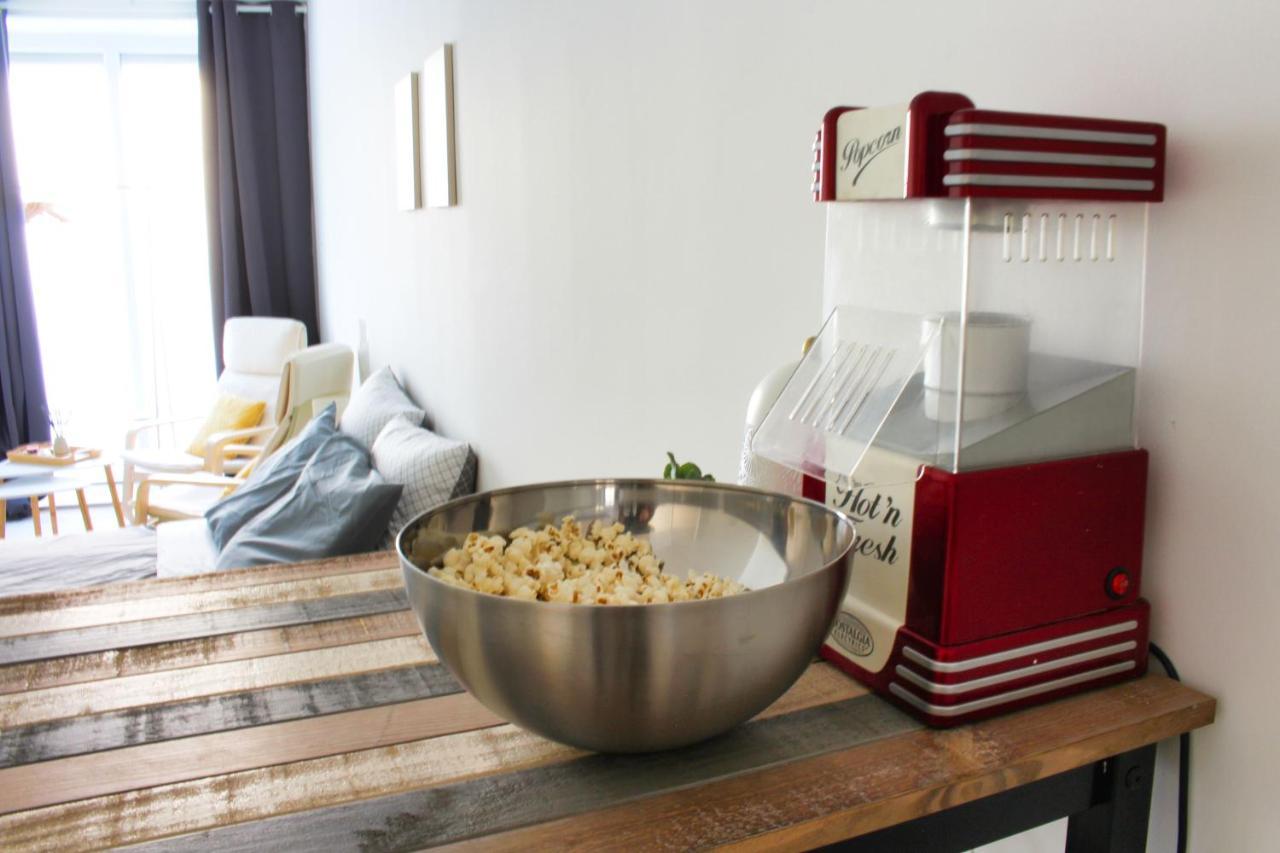 Appartement Studio Vidéoprojecteur&Popcorn - Proche Victoire à Bordeaux Extérieur photo